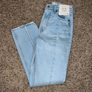 Women’s Straight Leg Jean